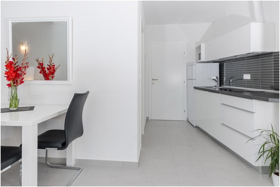 Apartment Mili Stomarica